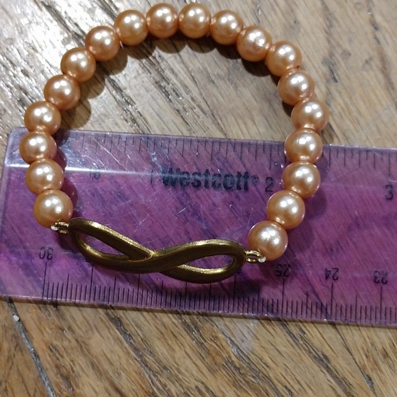 Infinity Bracelet with rose gold Pearl - Picture 4 of 6